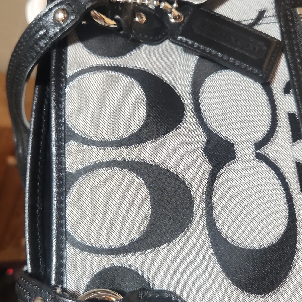 Coach Bag - Picture 5 of 15